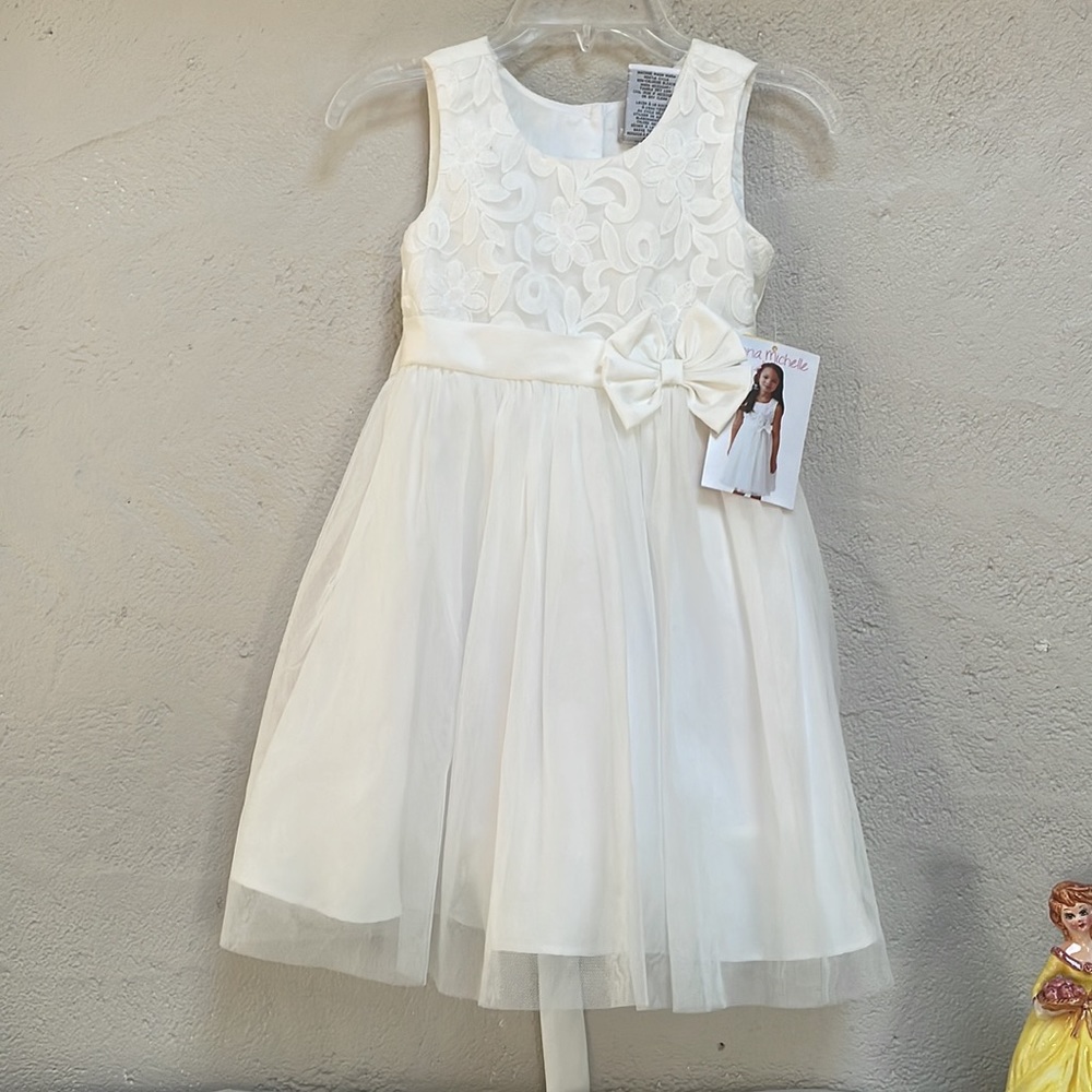 Kids dress 👗 - Picture 1 of 3